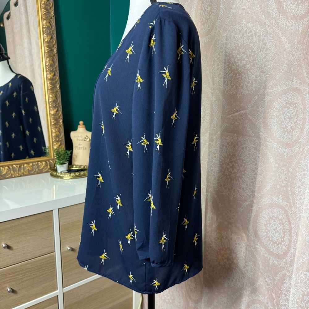 DE Collection Navy w/ Yellow Ballerina Dancer Print Blouse 3/4 Sleeve Twee - Picture 4 of 9